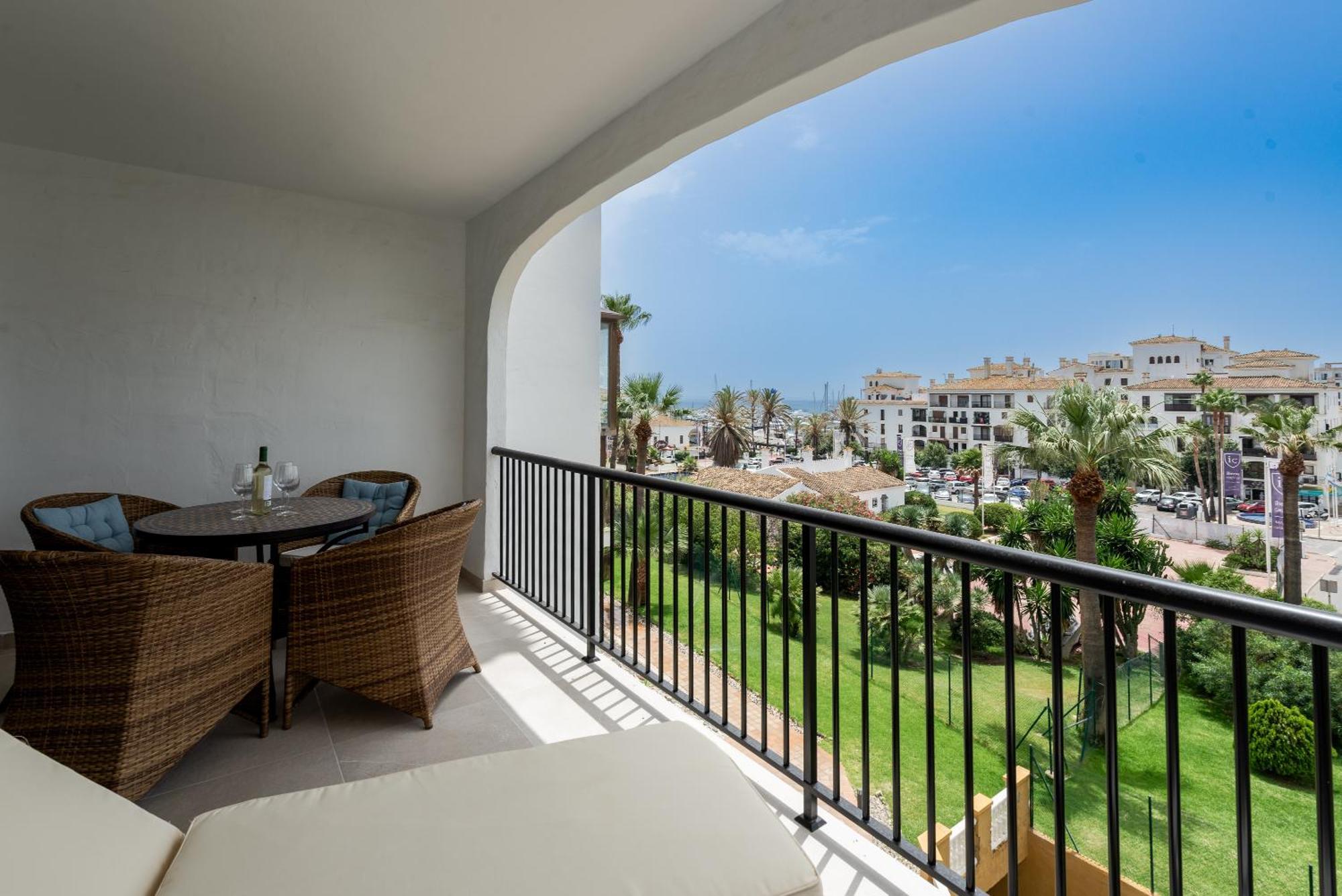 Apartamento Duquesa Port Retreat Manilva Exterior foto