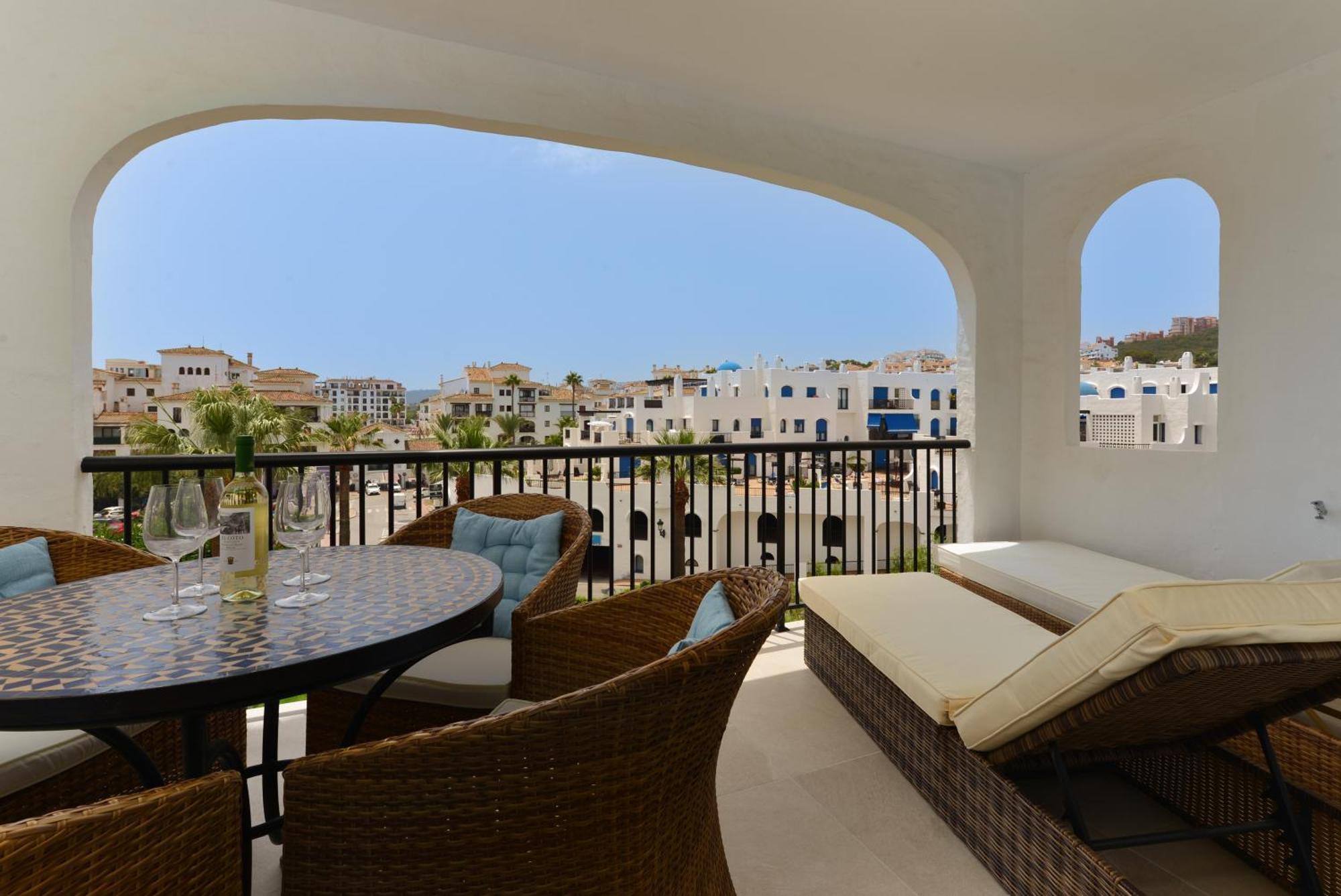 Apartamento Duquesa Port Retreat Manilva Exterior foto